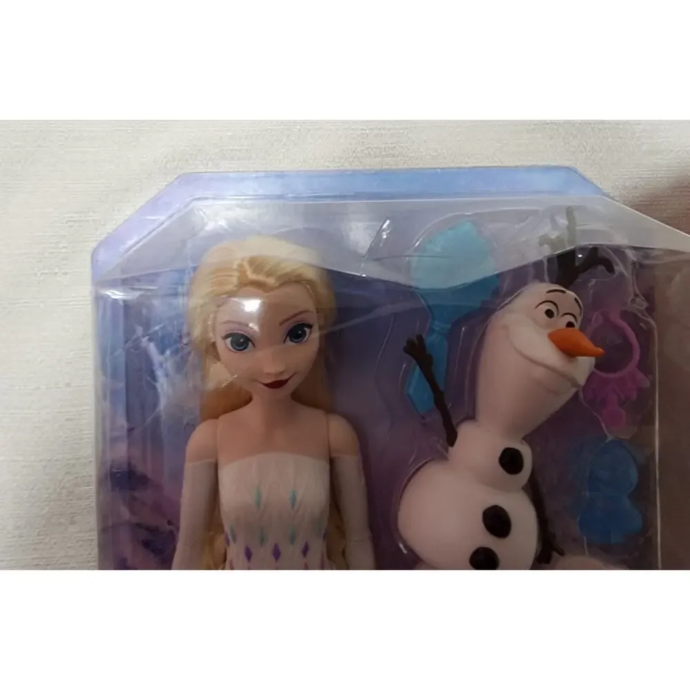 Disney frozen Elsa and Olaf doll adventures